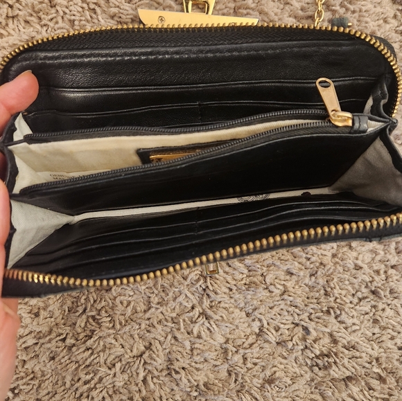 Rough Rose's Wallet - Picture 3 of 5